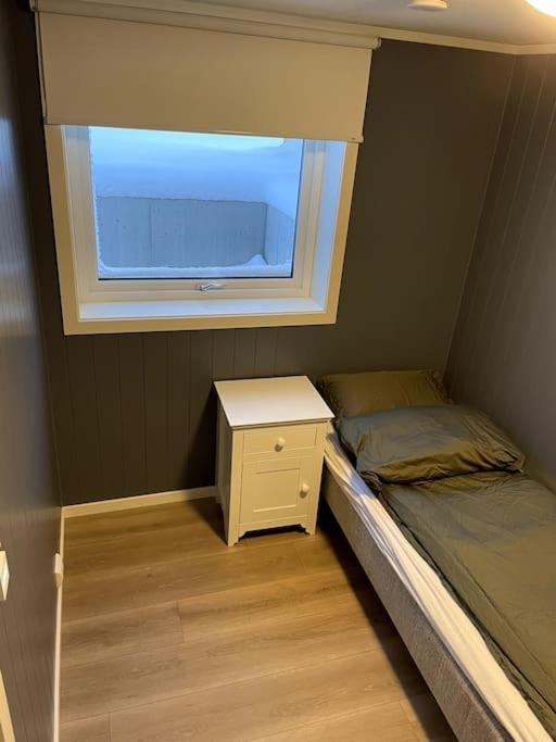 Lofoten - New Apartment, Close To Airport. Leknes Eksteriør bilde